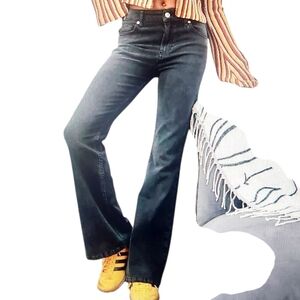 Urban Outfitters BDG | Women's Black/Dark Blue Flared Jeans (Size 28)